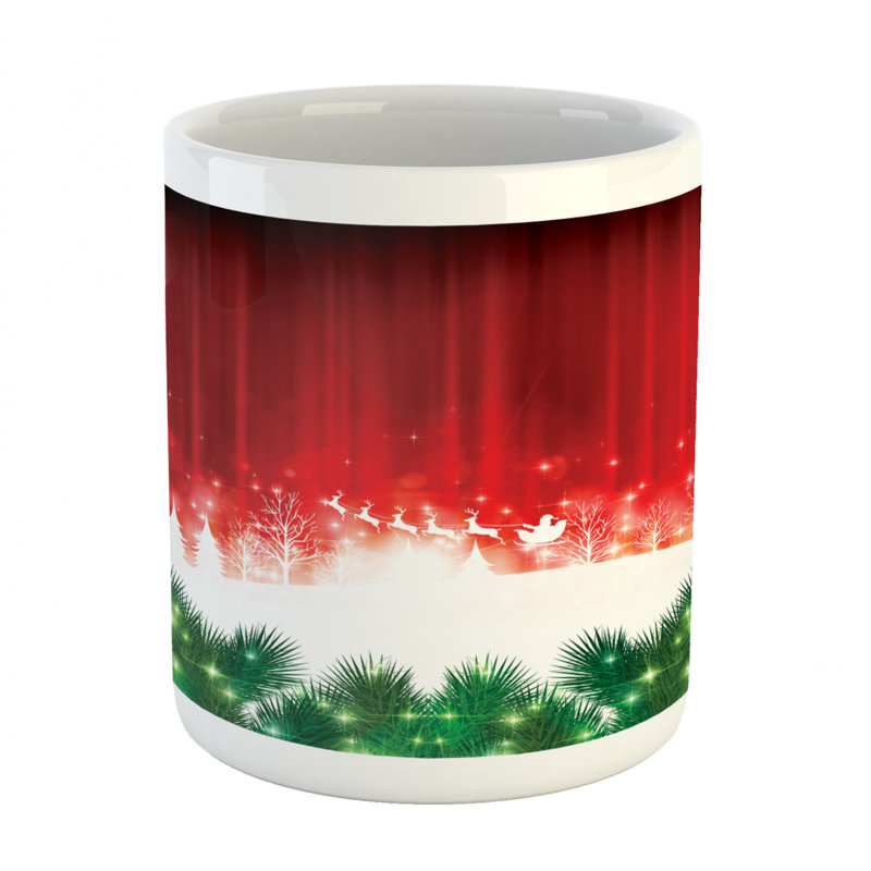 Grande tasse à café en arrière-plan carol