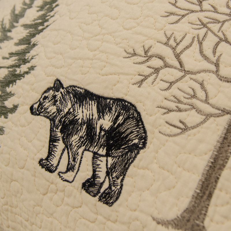 Donna Sharp Bear Creek Embroidered Pieced Cotton Full/Queen Quilt, Full/Queen