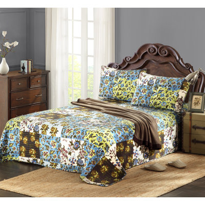 American Traditional Patchwork Coverlet