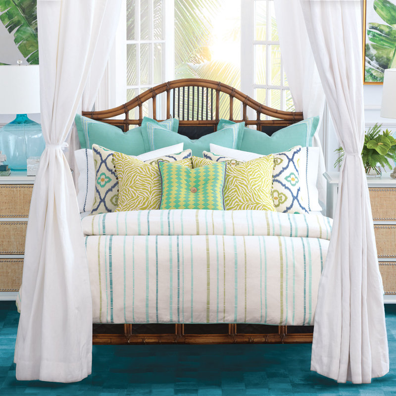 Faye Square Pillow Cover & Insert