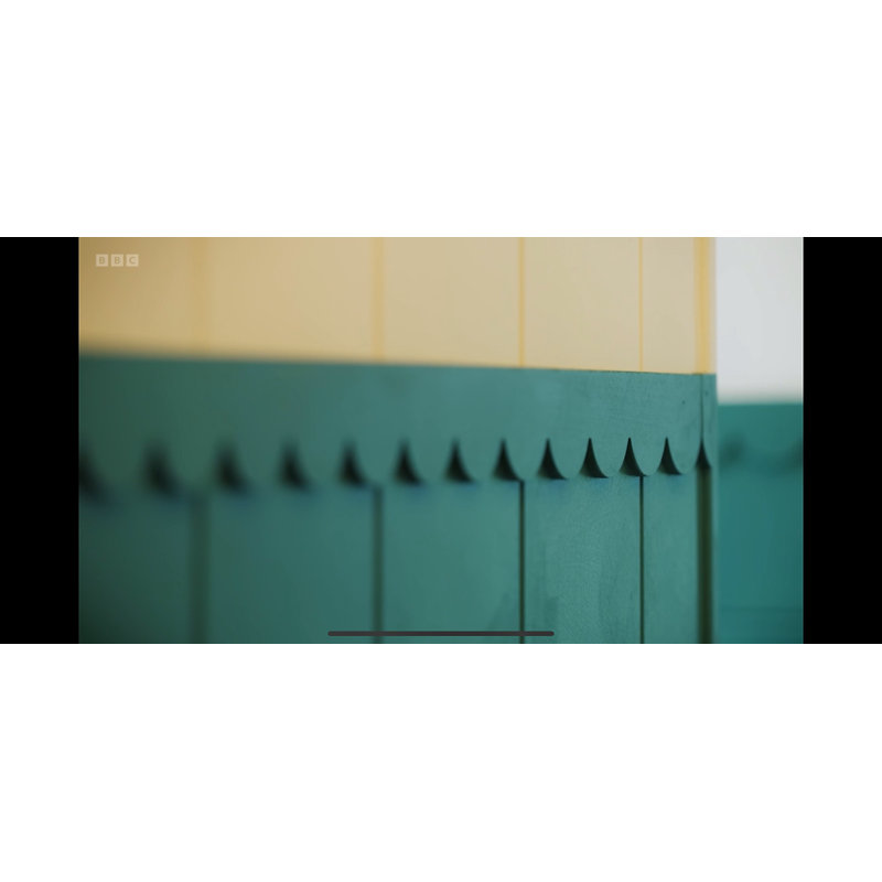 Large Decorative Scallop Design Trim - 95 x 6cm -Edging MDF Wood (Moisture Resistant) - Dado Moulding for DIY, Primed
