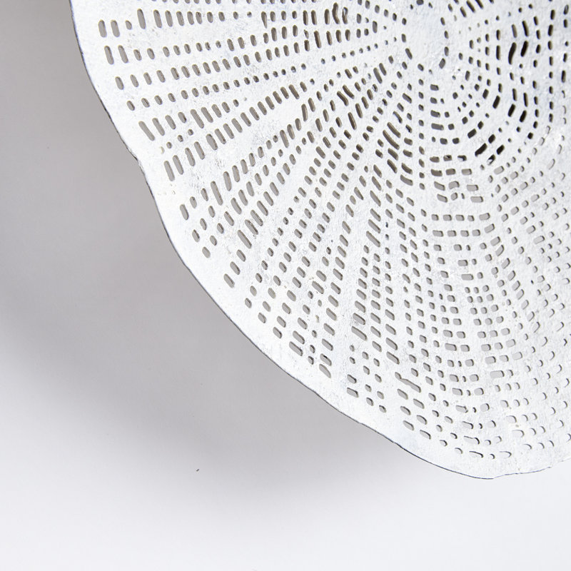 Hwan Metal Wall Decor