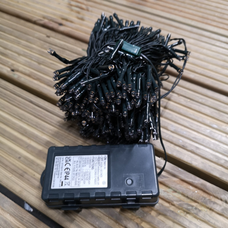 400 - Bulb 4000 cm Battery Powered Standard LED