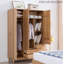 Garde-robe moderne et simple