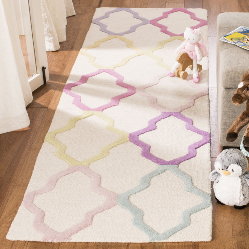 Tapis en laine indienne touffeté à la main pour enfants Thomaston, Tapis de couloir 2 pi 6 po x 8 pi