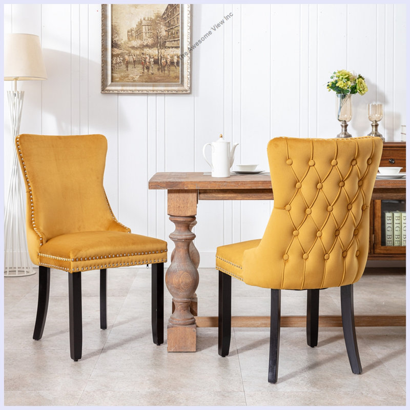 Chaise de salle à manger rembourrée moderne à oreilles avec garniture cloutée, Bleu clair