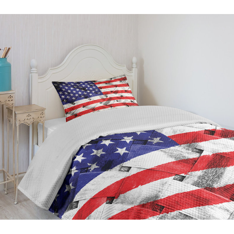 Patriotic American Flag Twin Bedspread Set in Red, White, and Blue