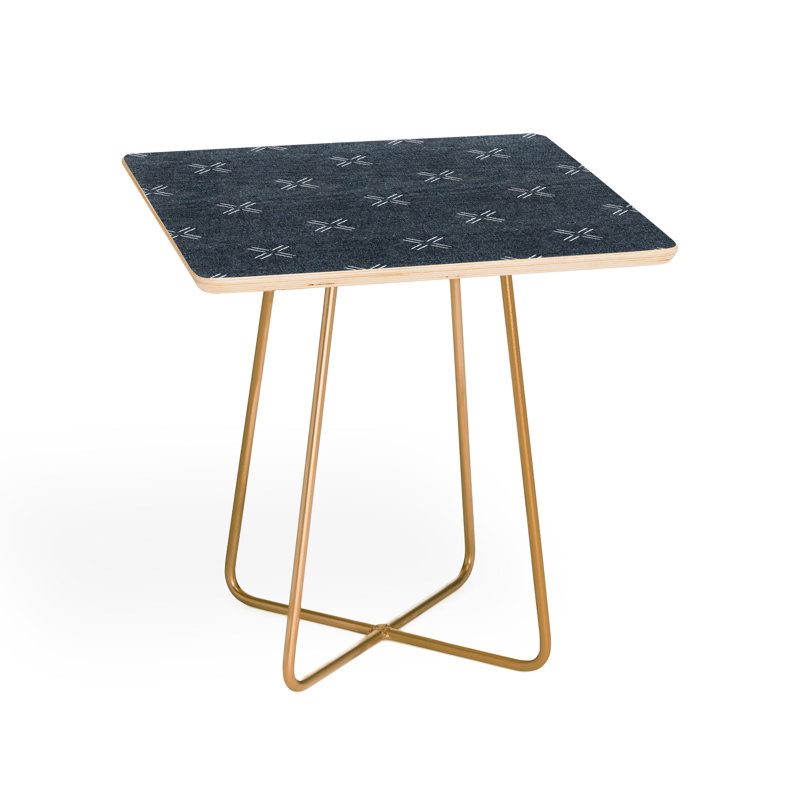 Table de bout à pieds croisés