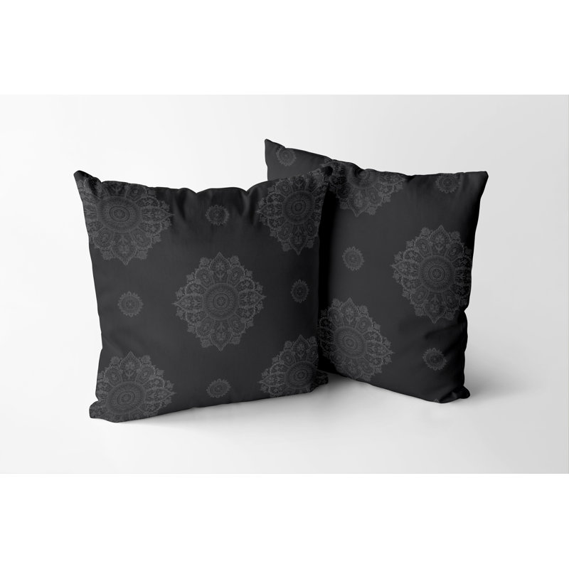 Housse de coussin Lace Medallions, H 24 po x l 24 po, Noir, Carré