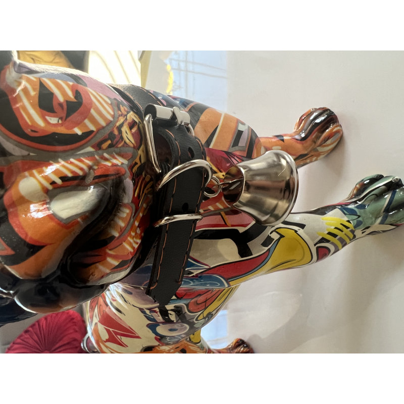 Jazalle Figurines & Sculptures