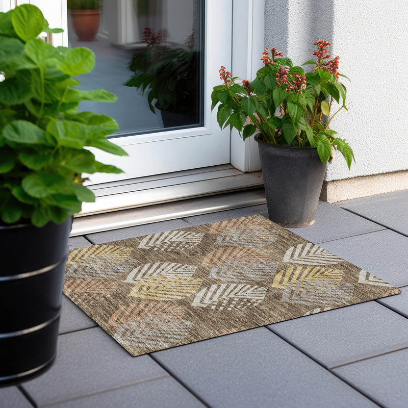 Neysa Washable Floral Indoor Rug, Rectangle 1'8" x 2'6"