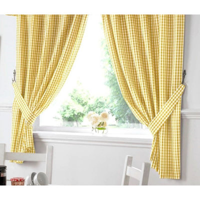 Rosas Classic Gingham Kitchen Curtains