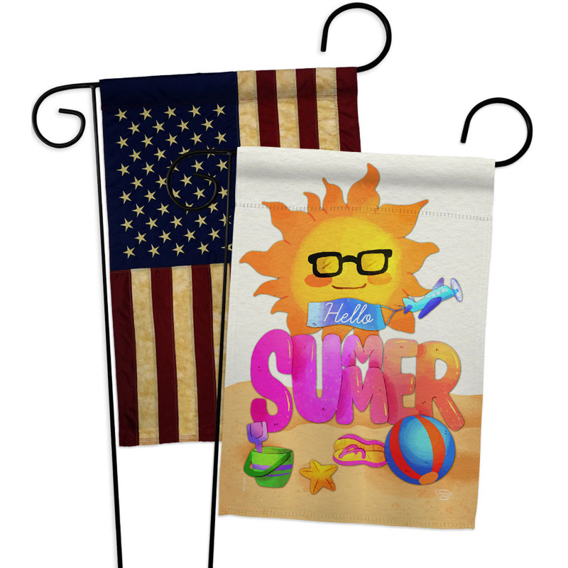 Drapeau de jardin 19 x 13 po Hello Summer
