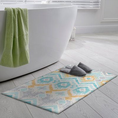 Chenille Washable Ikat Indoor / Outdoor Rug