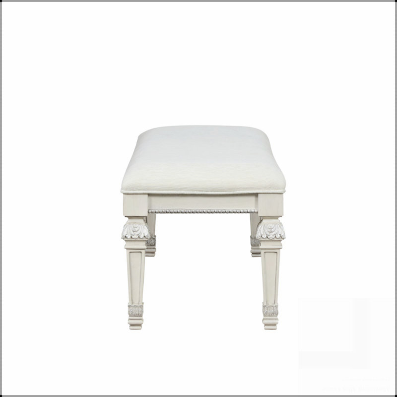 Banc traditionnel en métal avec finition argentée, boutons ronds ornés de boutons capitonnés à losanges pour un look classique