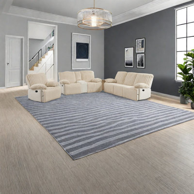 Canapés compacts en fausse fourrure beige, inclinables modernes avec porte-gobelets cachés pour le cinéma maison