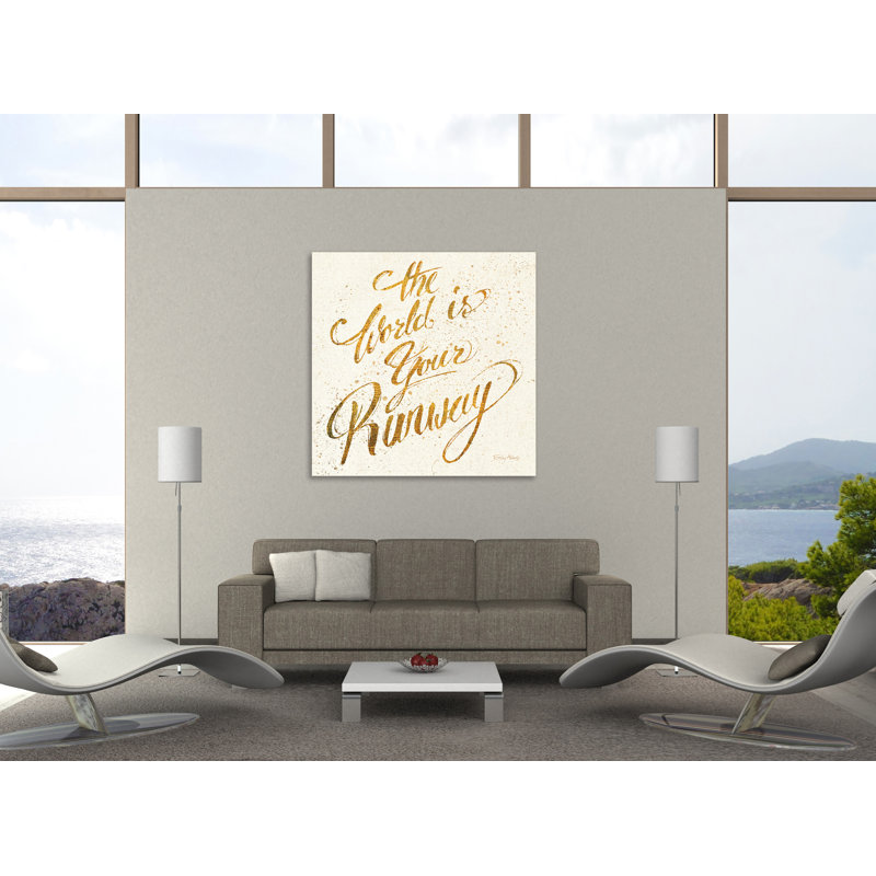 "Endicott" The World is Your Runway "par Emily Adams, art textuel, Toile, H 36 po x l 36 po x P 1,5 po