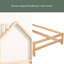 Lit simple en bois avec tête de lit en forme de maison et clôtures-985582595