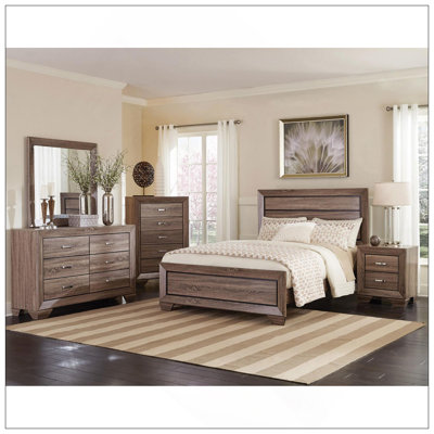 Grand lit à panneau taupe délavé au charme rustique et au design contemporain, parfait pour les chambres modernes