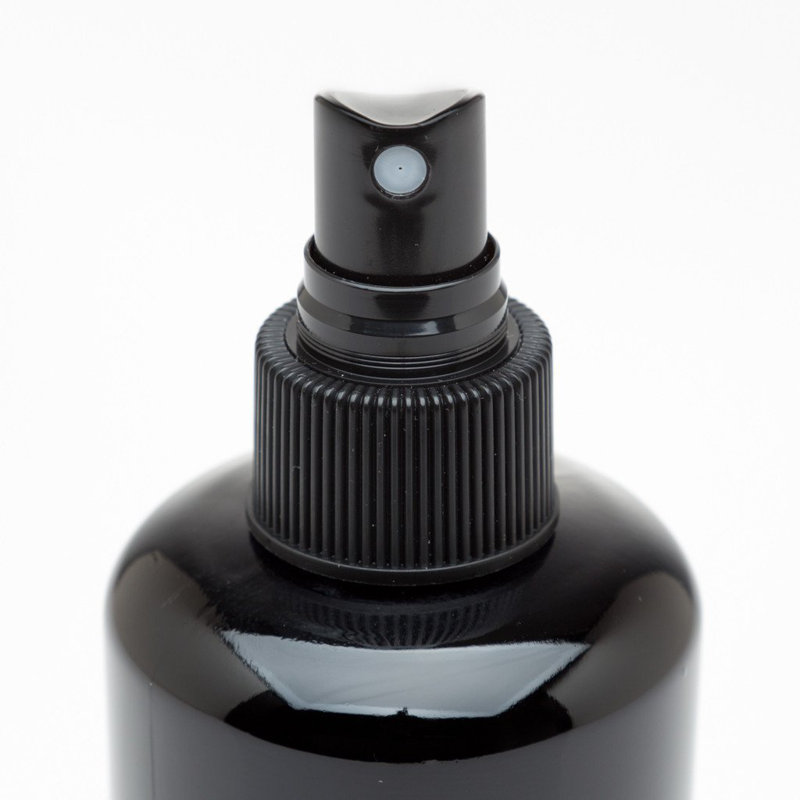 Récipient de rangement pour salle de bain à jet de brume fine