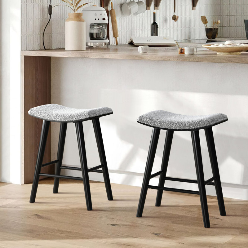 Tabouret de comptoir rembourré Luna, Boucle grise / base noire, Tabouret de comptoir (siège d'une hauteur de 25,4