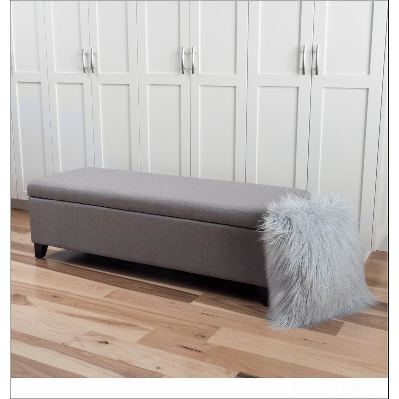 SELMA STORAGE OTTOMAN V2 Une structure de base solide, confortable, durable et magnifique