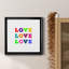 «Love Love Love», art textuel sur toile-588528973-588528964