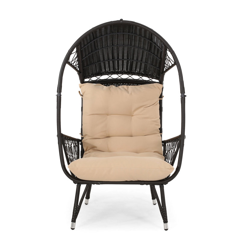 Chaise Cozy Basket pour utilisation en terrasse