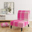 Fauteuil de chambre en velours rose à carreaux tartan