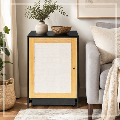 Blanca Enclosure with sisal door