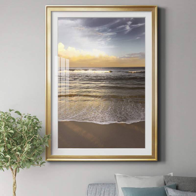 Evening Waves - Reproduction de photo sur papier encadrée, H 22,5 po x l 30,5 po x P 1,5 po, Doré