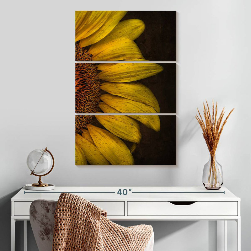 Harnek Dark Golden Rain, 32" H x 20" W