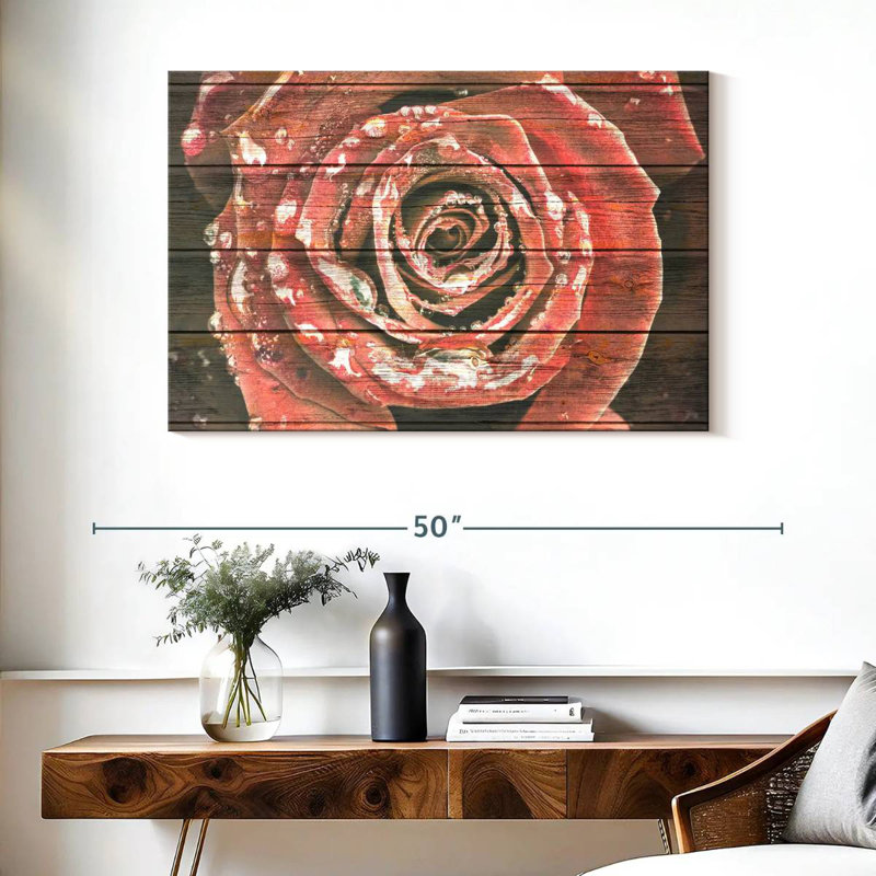 Harnek rose rouge sur bois, H 26 po x l 39 po