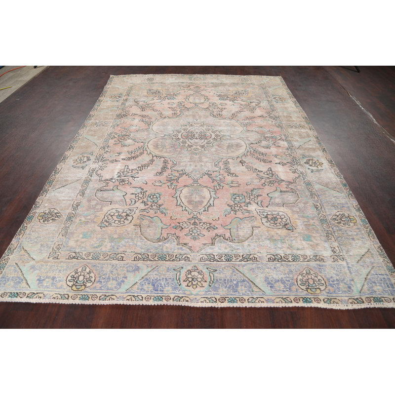 Tapis gris / rose en laine noué à la main de conception unique 6 pi 6 po x 9 pi 1 po des années 1960