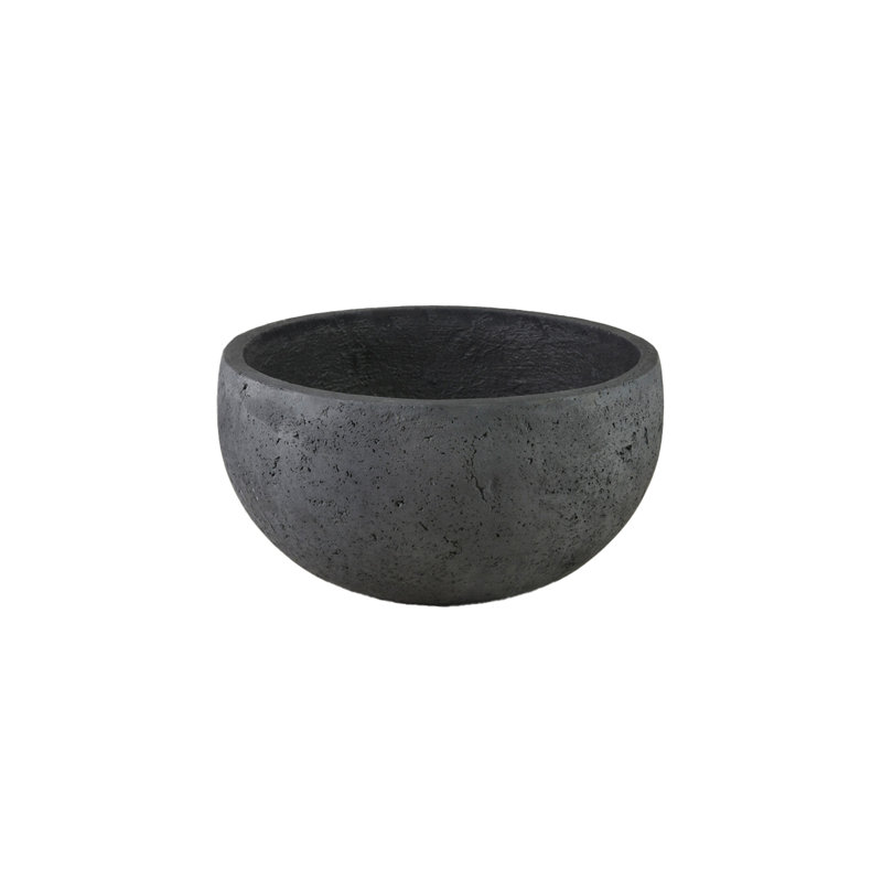 Pot à fleur en ciment noir Ebern Designs, H 8,5 po x l 13,5 po x P 13,5 po