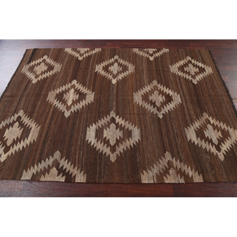 Tapis brun teint naturel kilim 5 x 7