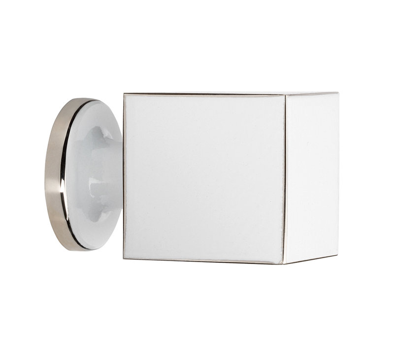 Poignée carrée Haute 15/16 po de longueur, Nickel patiné, H 0,91 po x l 0,98 po x P 0,98 po