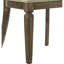 Chaises d'appoint (2) en chêne brun et patiné. Siège confortable avec coussin de 2 po et mousse D22. Fabrication en bois massif. Aspect classique et polyvalent. Élégantes caractéristiques cannelées antiques. P 19,49 po x l 38,44 po, H 34,7 lb.