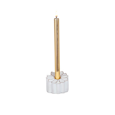 Bougie dorée illuminée