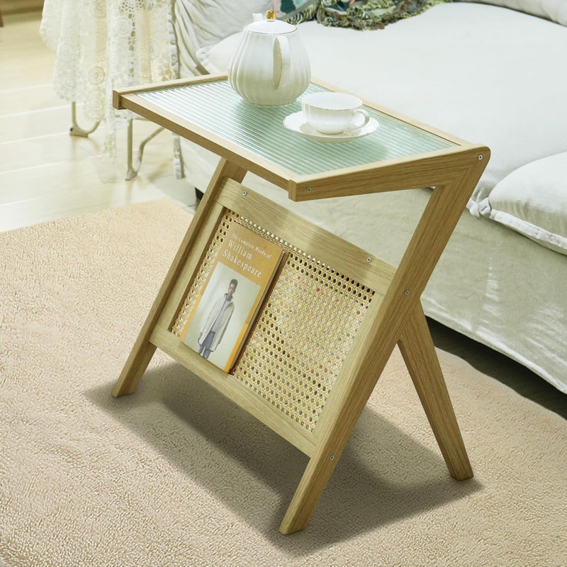 Table de bout Gaelle, H 21,37 po x l 17,24 po x P 14,17 po, Brun clair