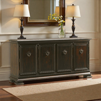 Buffet quatre portes