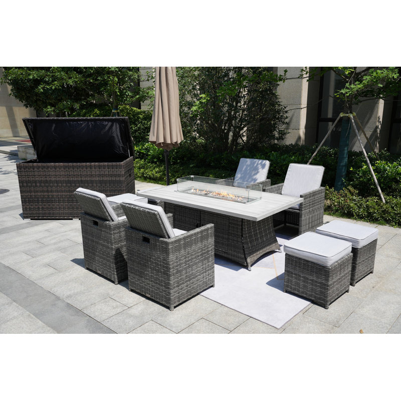 Ensemble de conversation pour 8 personnes avec coussins Aerimyn Fatimawicker / Rattan