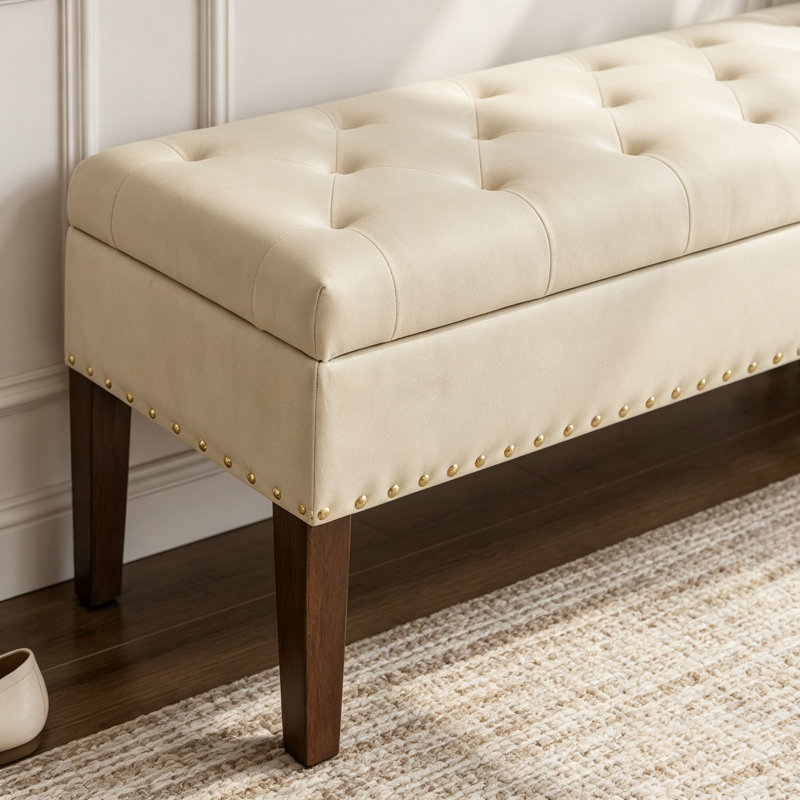 Banc de rangement capitonné avec garniture cloutée, Crème