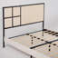 Structure de lit plateforme tapissier avec tête de lit à grille géométrique, pas de sommier nécessaire, velours beige avec structure en métal noir-129459774-129459773