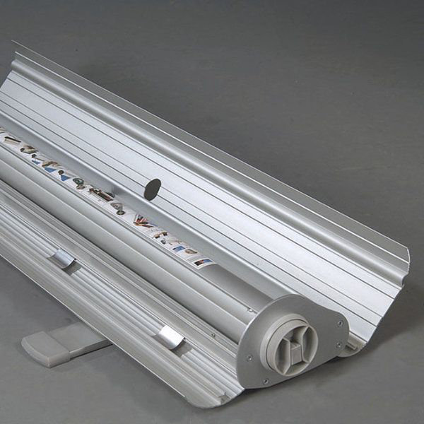 Support pour bannières à rouleau smart, H 33,46 po x L 92,12 po