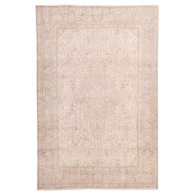 Tapis ivoire Antalya Vintage 6 pi 6 po x 9 pi 6 po