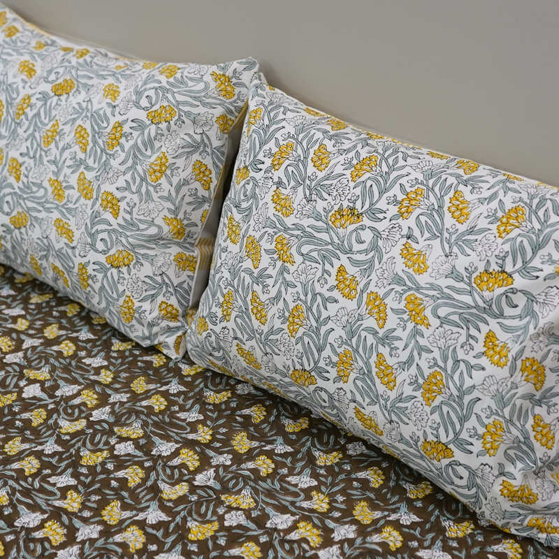  Fabdivine 102X112 Pure Cotton Bedsheet Set – Handmade Bedsheet with Matching Pillow Covers – Premium Bedding, Khoobsurat,