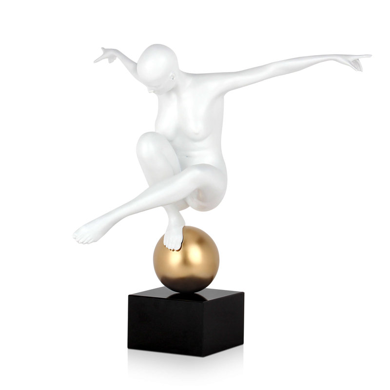 People Statue, Gold/White