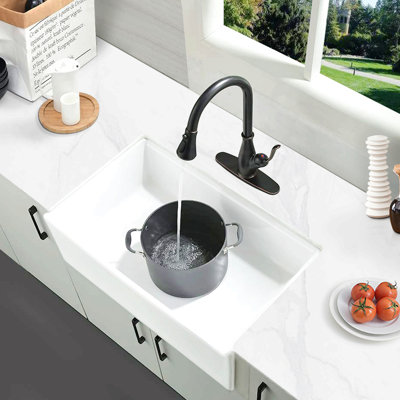Évier de cuisine en argile réfractaire avec accessoires