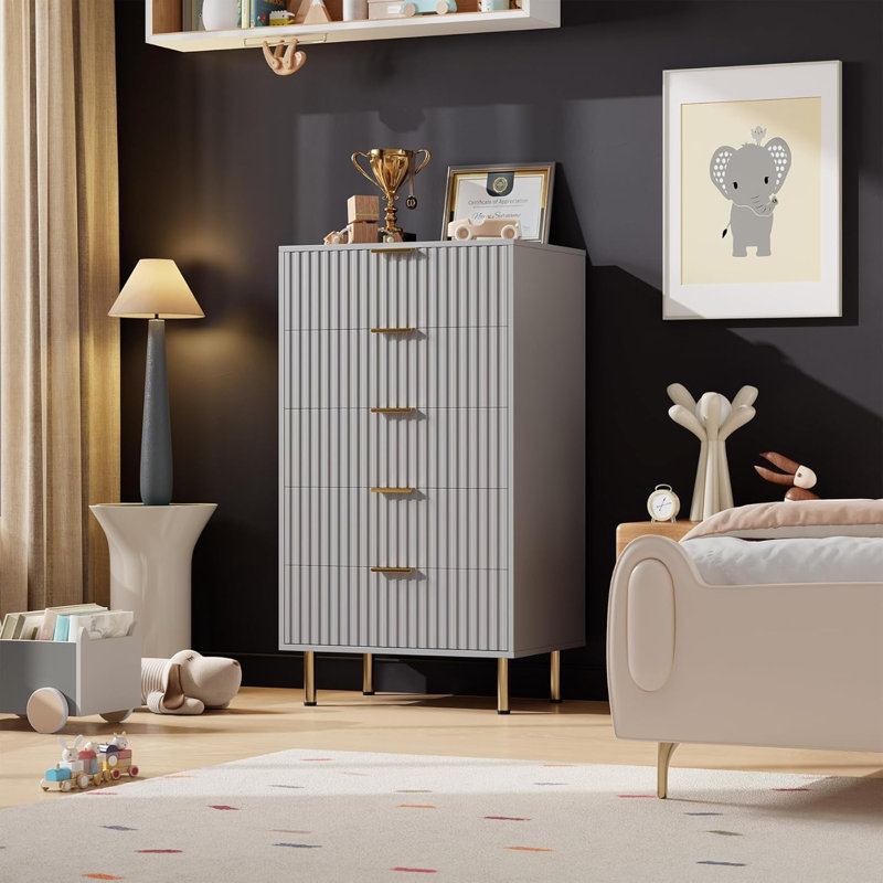 Fluted 5-Drawer Tall Dresser, Modern Wooden Storage Chest with Deep Drawers & Wide Top, Bedroom Organizer for Living Room, Hallway, Kids’ Room